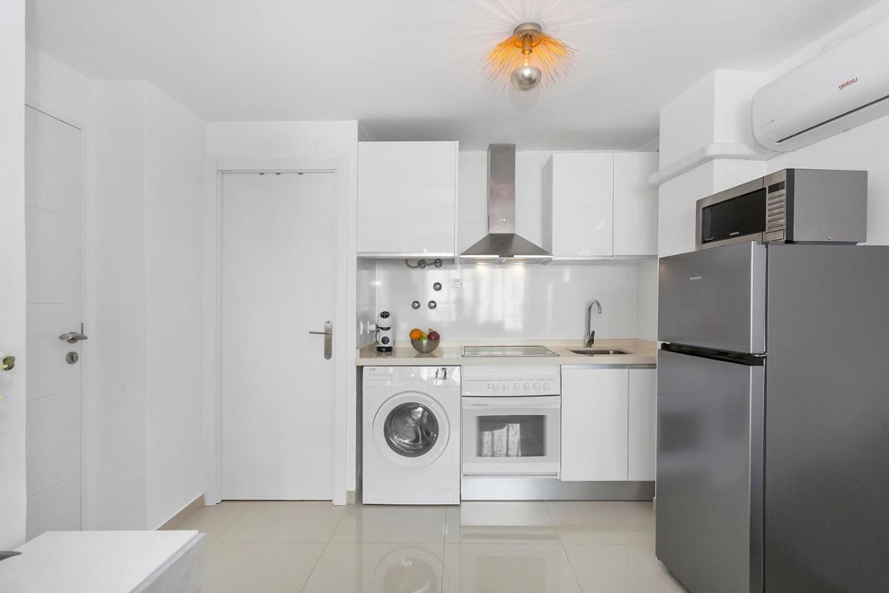 Reel Apartments- Walk To The Beach And Centre Torrevieja Exterior photo