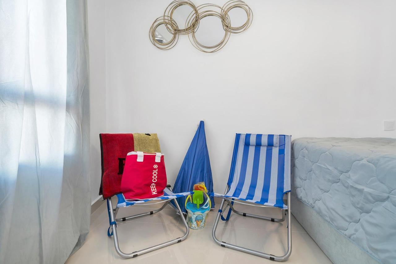 Reel Apartments- Walk To The Beach And Centre Torrevieja Exterior photo